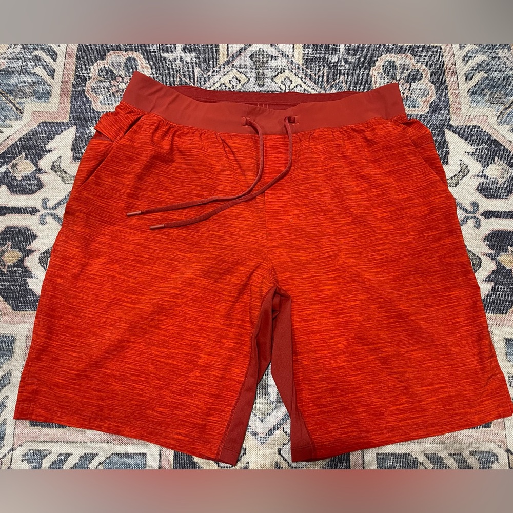 Lululemon T.H.E Short Lined 9” Size XL